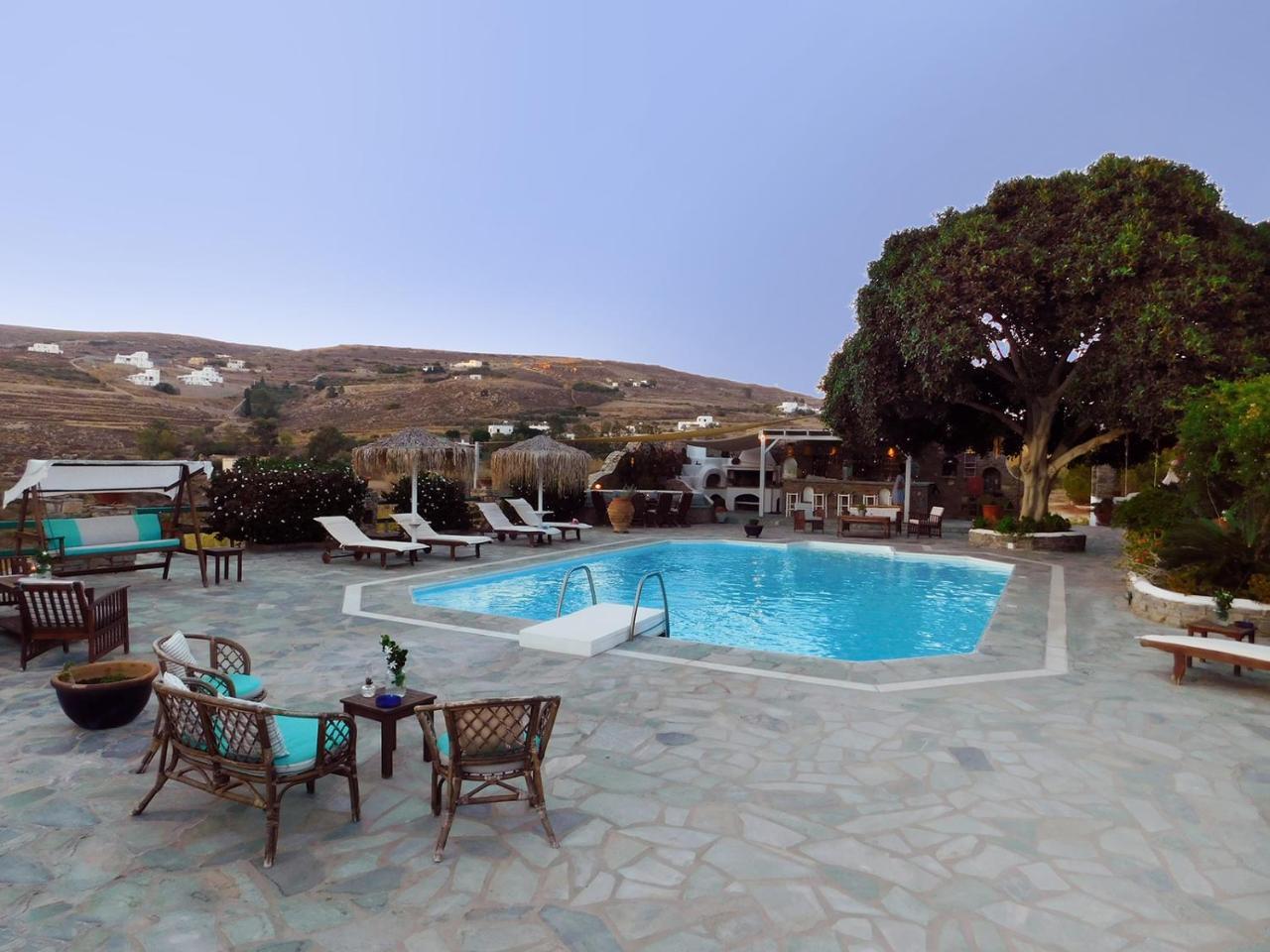 Arokaria Hideaway Suites Krotiri Bagian luar foto